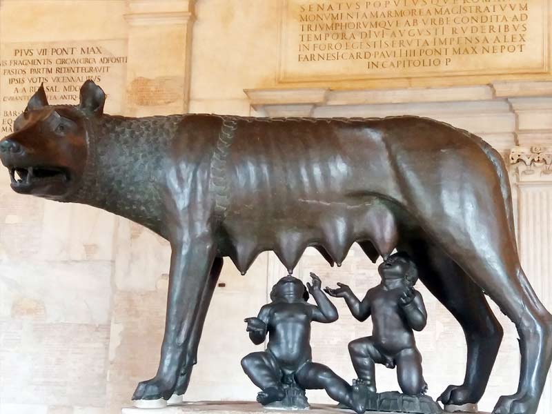 Capitoline Museums and Hill Tour
